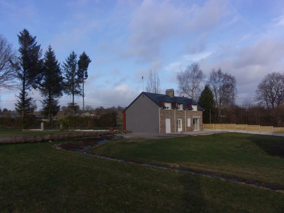 Gite De La Hudardiere Vila Le Mesnil-Ozenne Exterior foto